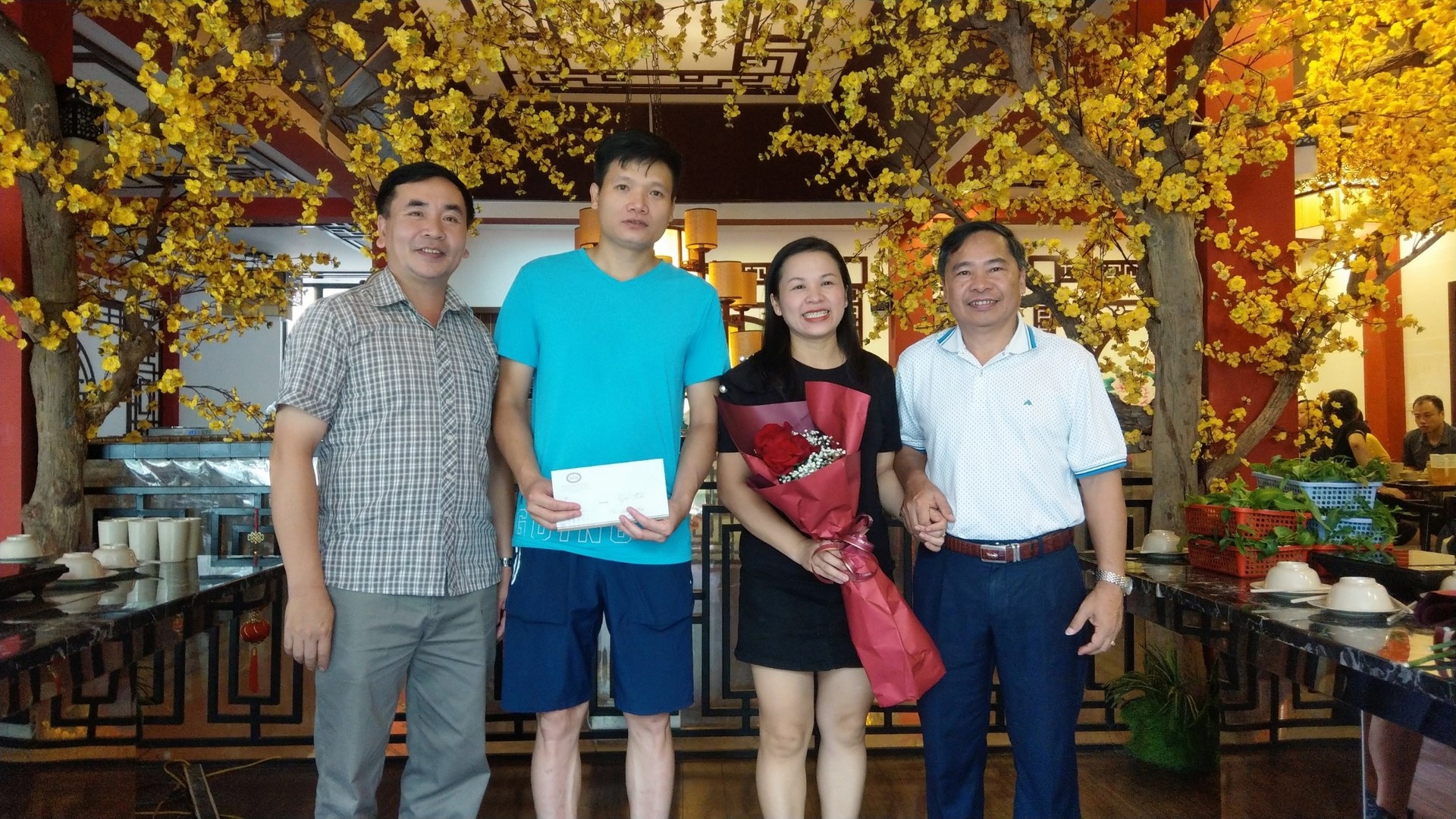 giao luu the thao clb bong ban cong doan co quan nhnn trung uong