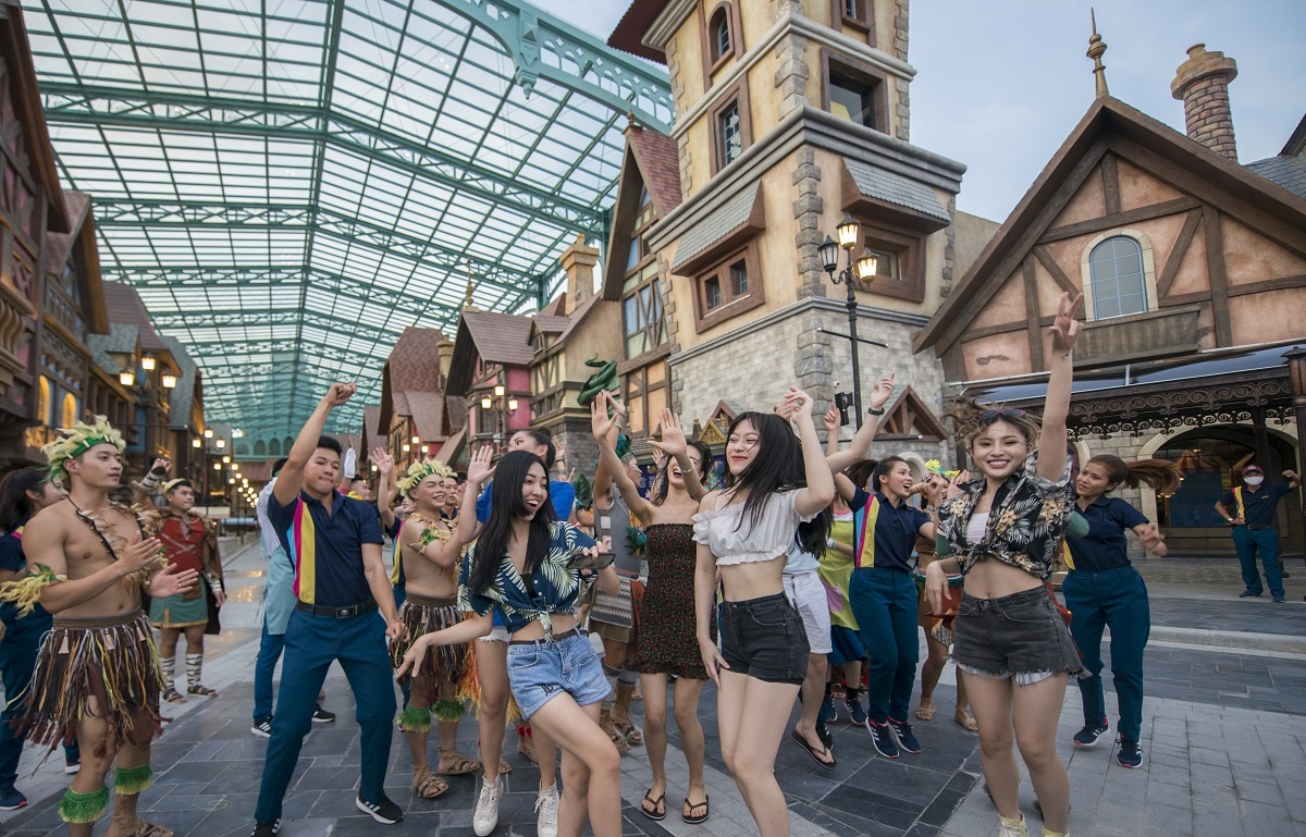 du lich phuc hoi ngoan muc bat dong san nghi duong lay lai vi the