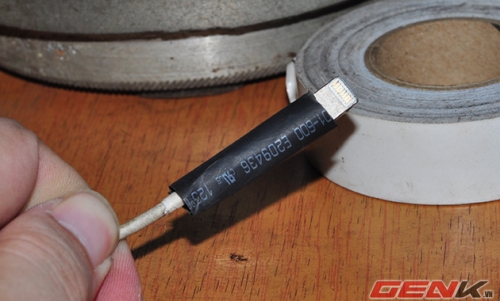 Cáp iPhone đứt... đừng vội vứt đi!