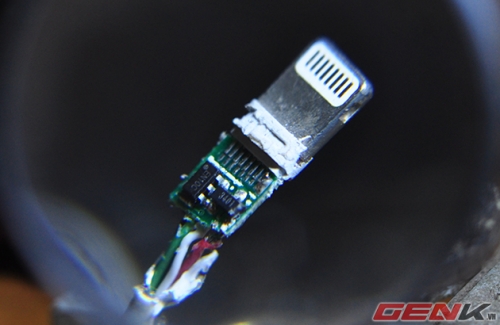 Cáp iPhone đứt... đừng vội vứt đi!