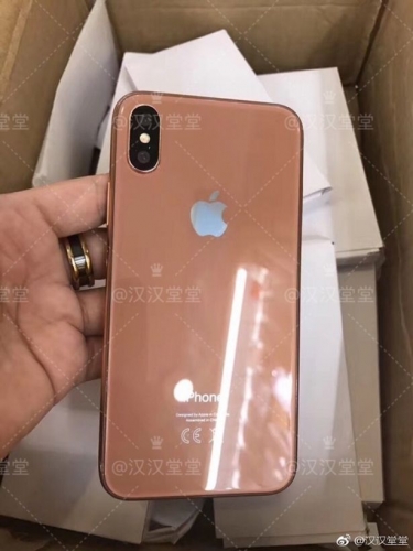 iPhone 8 sẽ có bản màu Blush Gold, thay thế cho màu vàng hồng