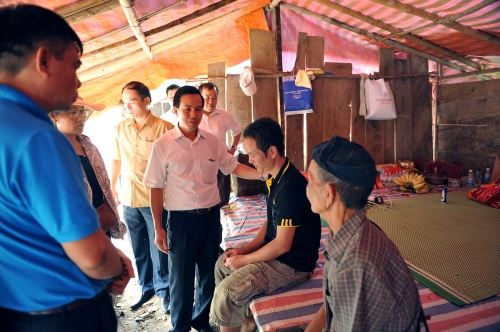 Ngành Ngân hàng hỗ trợ khắc phục hậu quả thiên tai tại Sơn La Ngành Ngân hàng hỗ trợ khắc phục hậu quả thiên tai tại Sơn La