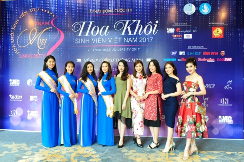 Trà thanh nhiệt Dr Thanh đồng hành cùng Hoa khôi Sinh viên 2017 Trà thanh nhiệt Dr Thanh đồng hành cùng Hoa khôi Sinh viên 2017