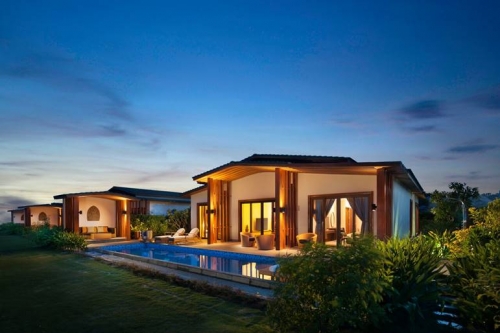 Movenpick Resort Cam Ranh sôi động giao dịch trong tháng Ngâu Movenpick Resort Cam Ranh sôi động giao dịch trong tháng Ngâu