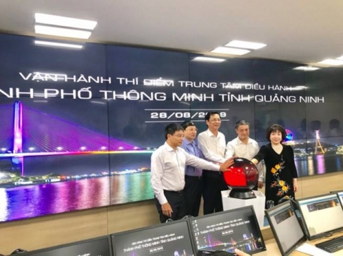 Quảng Ninh vận hành thí điểm Trung tâm điều hành thành phố thông minh