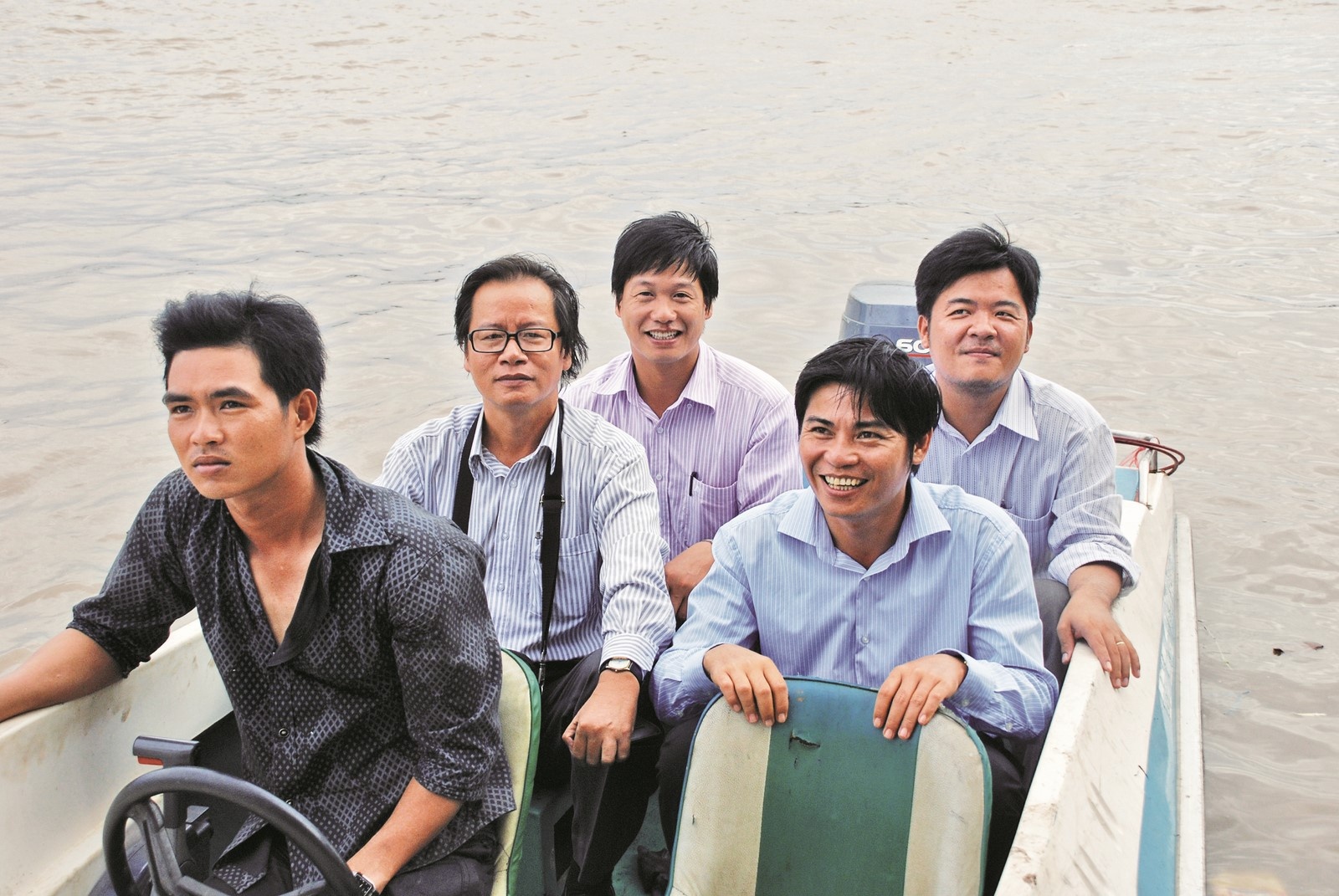 Từ Mũi Cà Mau tới địa đầu Móng Cái tu mui ca mau toi dia dau mong cai