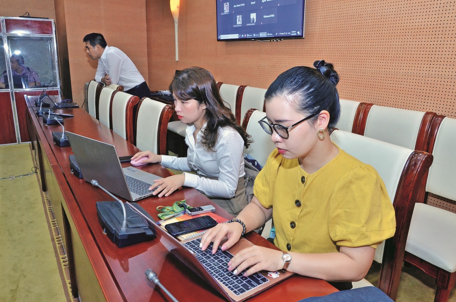 Từ Mũi Cà Mau tới địa đầu Móng Cái tu mui ca mau toi dia dau mong cai