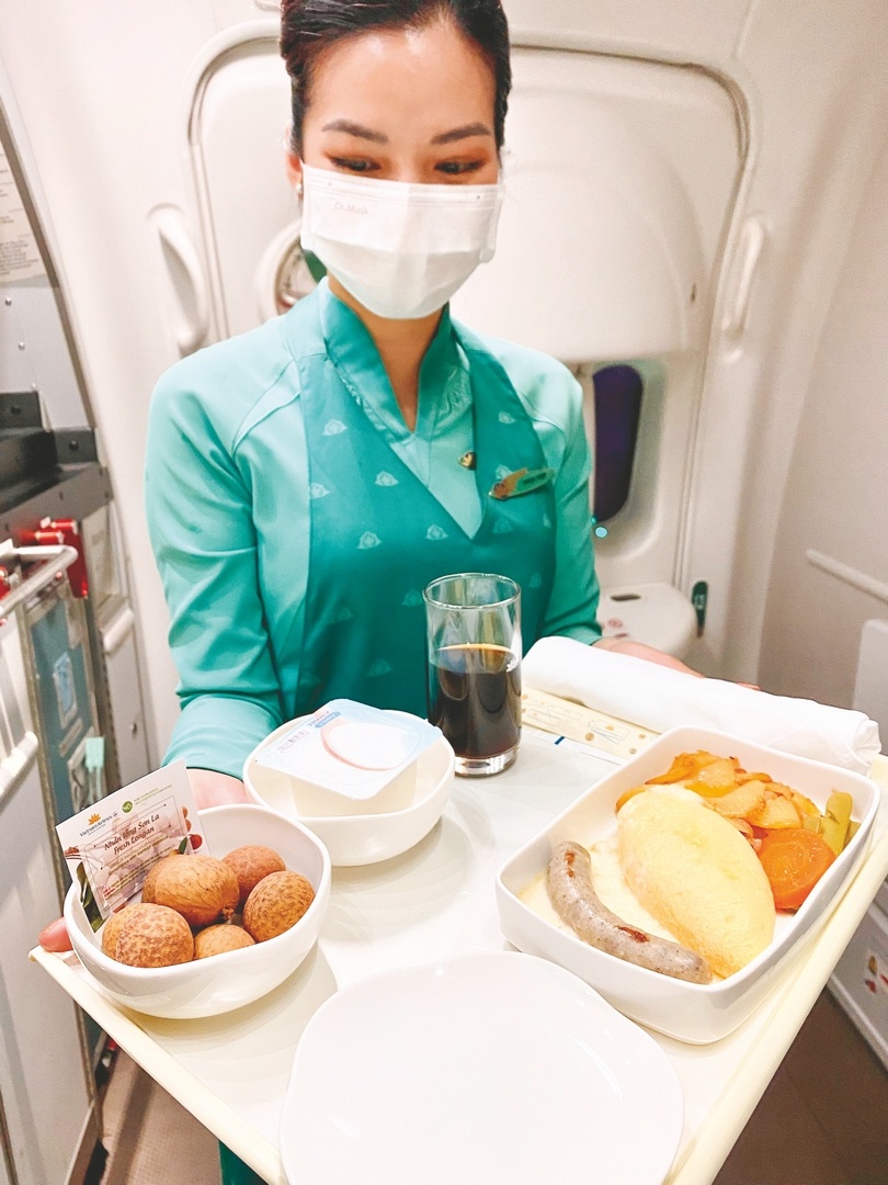 hop tac de quang ba thuong hieu viet