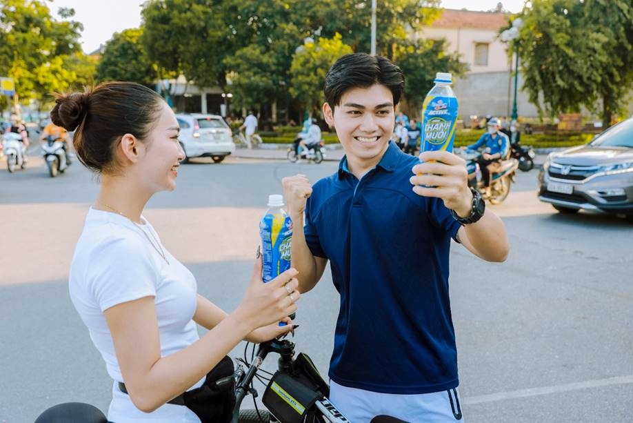 Vận động thể thao và dấu hiệu của cơ thể khi mất nước mất khoáng van dong the thao va dau hieu cua co the khi mat nuoc mat khoang