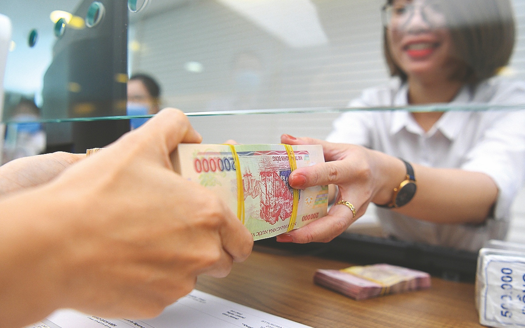 Gửi tiết kiệm vẫn là kênh giữ tiền an toàn, hiệu quả gui tiet kiem van la kenh giu tien an toan hieu qua