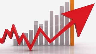 Standard Chartered dự báo tăng trưởng quý III đạt 10,8%