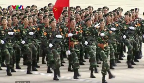 Toàn cảnh Lễ diễu binh, diễu hành kỷ niệm 70 năm Quốc khánh Toàn cảnh Lễ diễu binh, diễu hành kỷ niệm 70 năm Quốc khánh