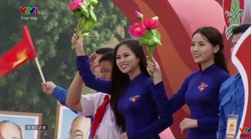 Toàn cảnh Lễ diễu binh, diễu hành kỷ niệm 70 năm Quốc khánh Toàn cảnh Lễ diễu binh, diễu hành kỷ niệm 70 năm Quốc khánh