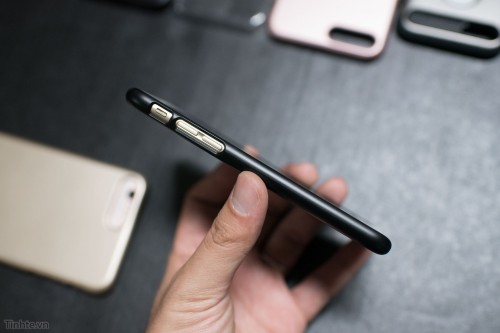 Trên tay bao bảo vệ cho iPhone 7 và iPhone 7 Plus