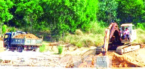 Đe dọa bởi cát tặc