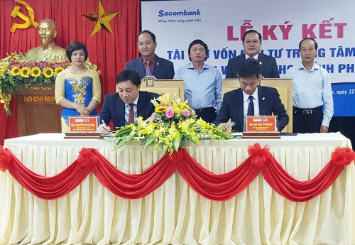 Sacombank tiếp tục chung tay phát triển y tế tỉnh Phú Thọ