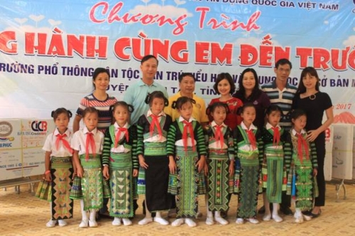 Công đoàn CIC: Đồng hành cùng em đến trường