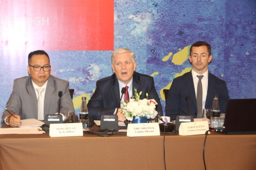 ADB kỳ vọng Việt Nam sẽ tăng trưởng tốt hơn ở những tháng cuối năm