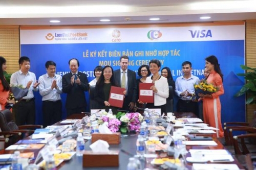 Tăng khả năng tiếp cận dịch vụ tài chính toàn diện của phụ nữ dân tộc thiểu số