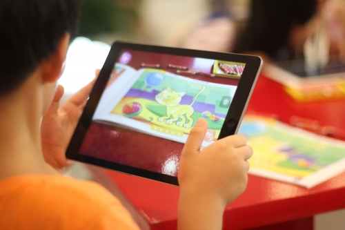 Tô màu kỳ diệu 4D Tada - Quà tặng Trung thu 2017 Tô màu kỳ diệu 4D Tada - Quà tặng Trung thu 2017