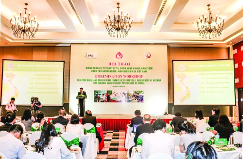 Không để CMCN 4.0 bỏ rơi người nghèo