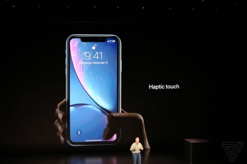 Apple ra mắt iPhone XR: Màn LCD 6.1 inch, A12 bionic, 6 màu, giá từ 749 USD