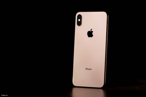 Đang dùng iPhone cũ thì có nên lên iPhone 11 không? Có thì nên lên dòng 11 hay 11 Pro?
