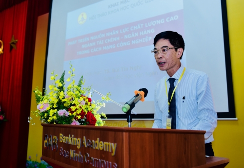 Phát triển nhân lực chất lượng cao lĩnh vực tài chính - ngân hàng trong CMCN 4.0