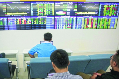 Đánh cược với thanh khoản