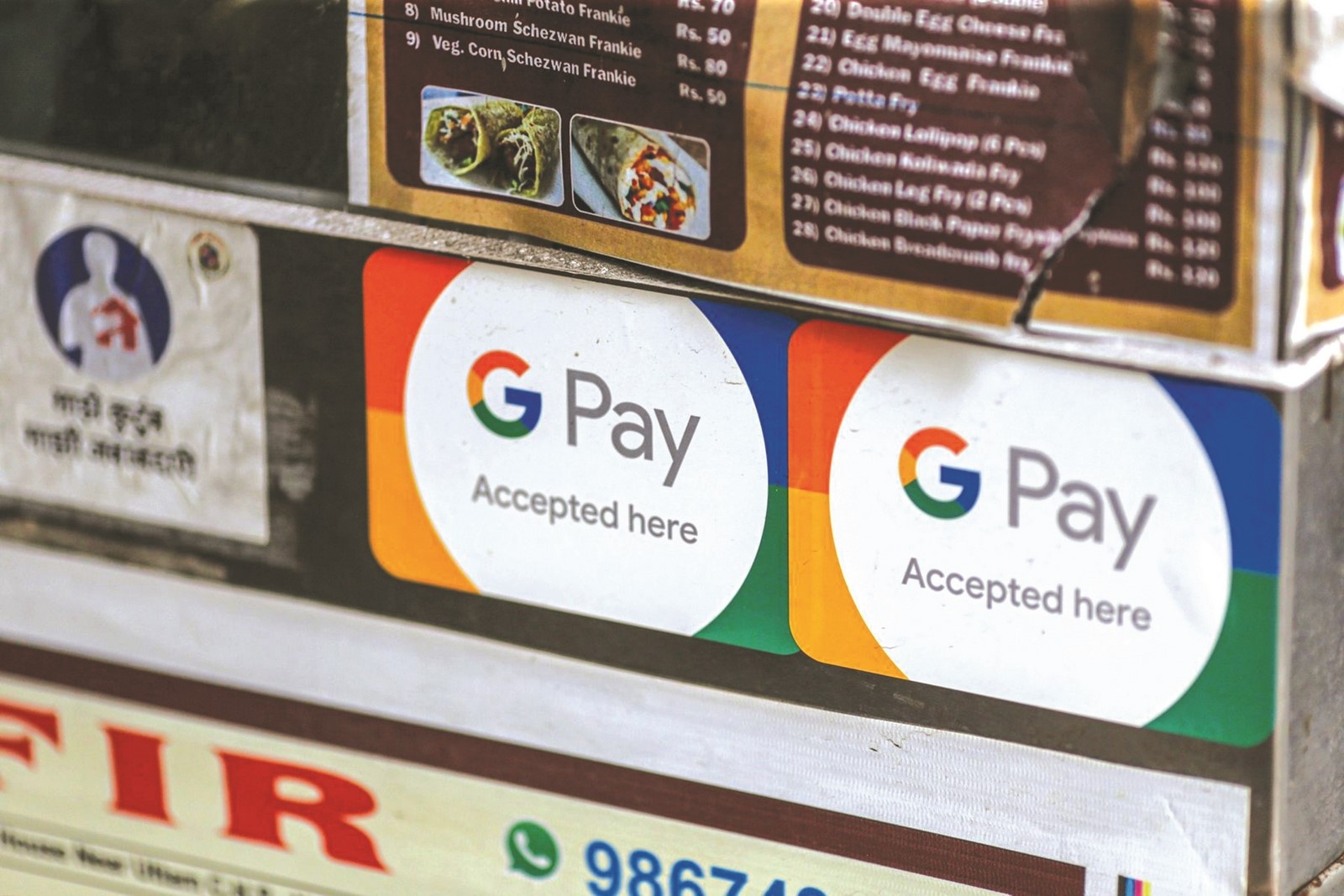 ngan hang truyen thong lieu co the bien mat