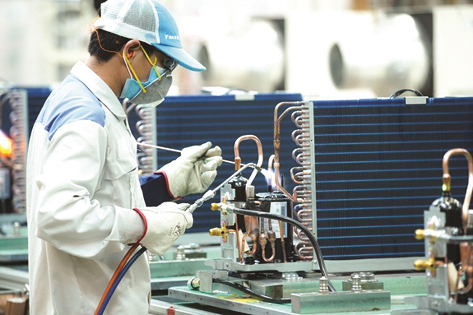 viet nam van la diem den hap dan cua nha dau tu