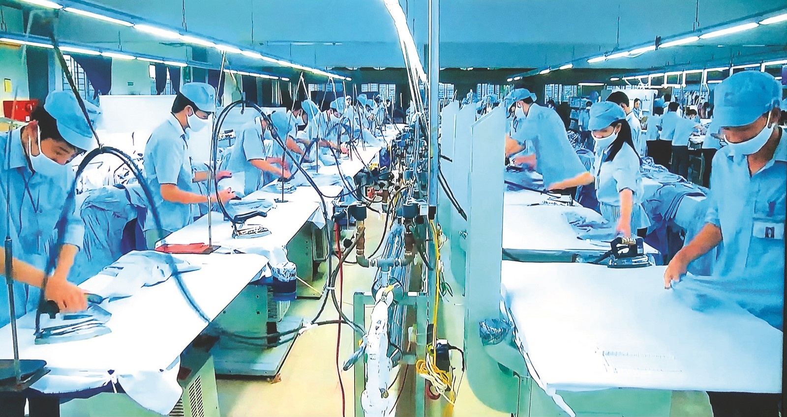 nan giai nguon lao dong thoi dich