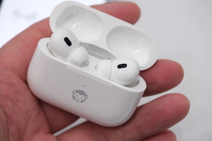 airpods pro the he hai tang gap doi kha nang khu on