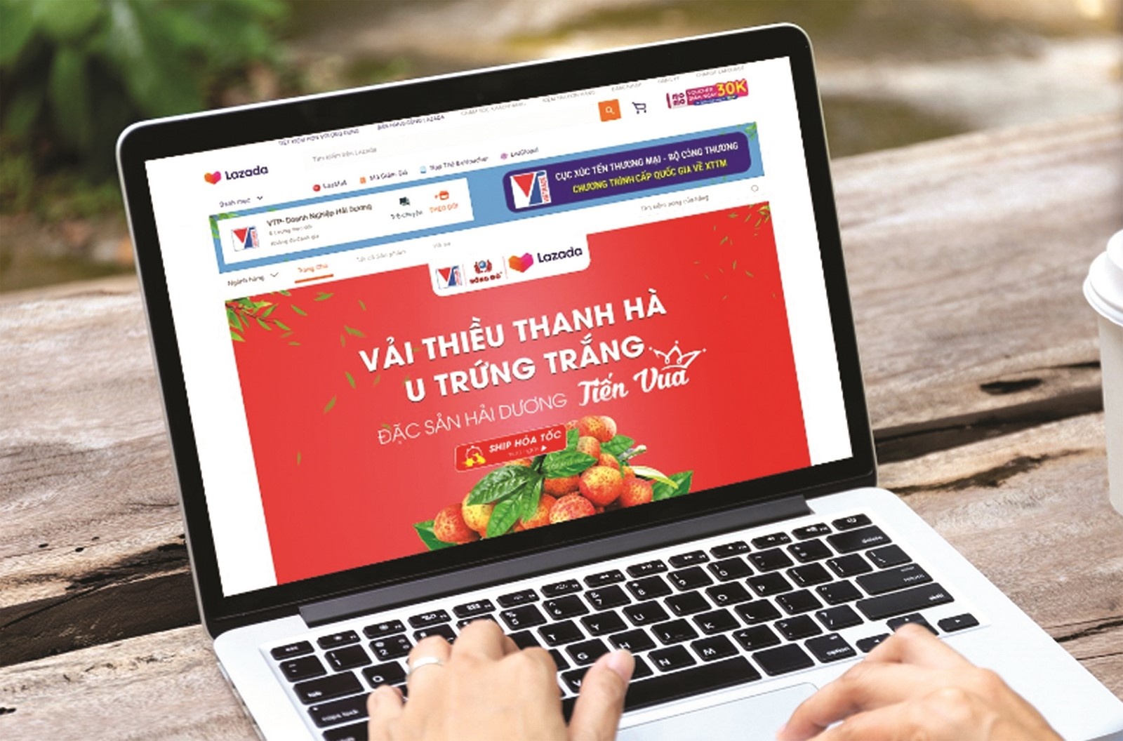 thuong mai dien tu chap canh cho hang viet