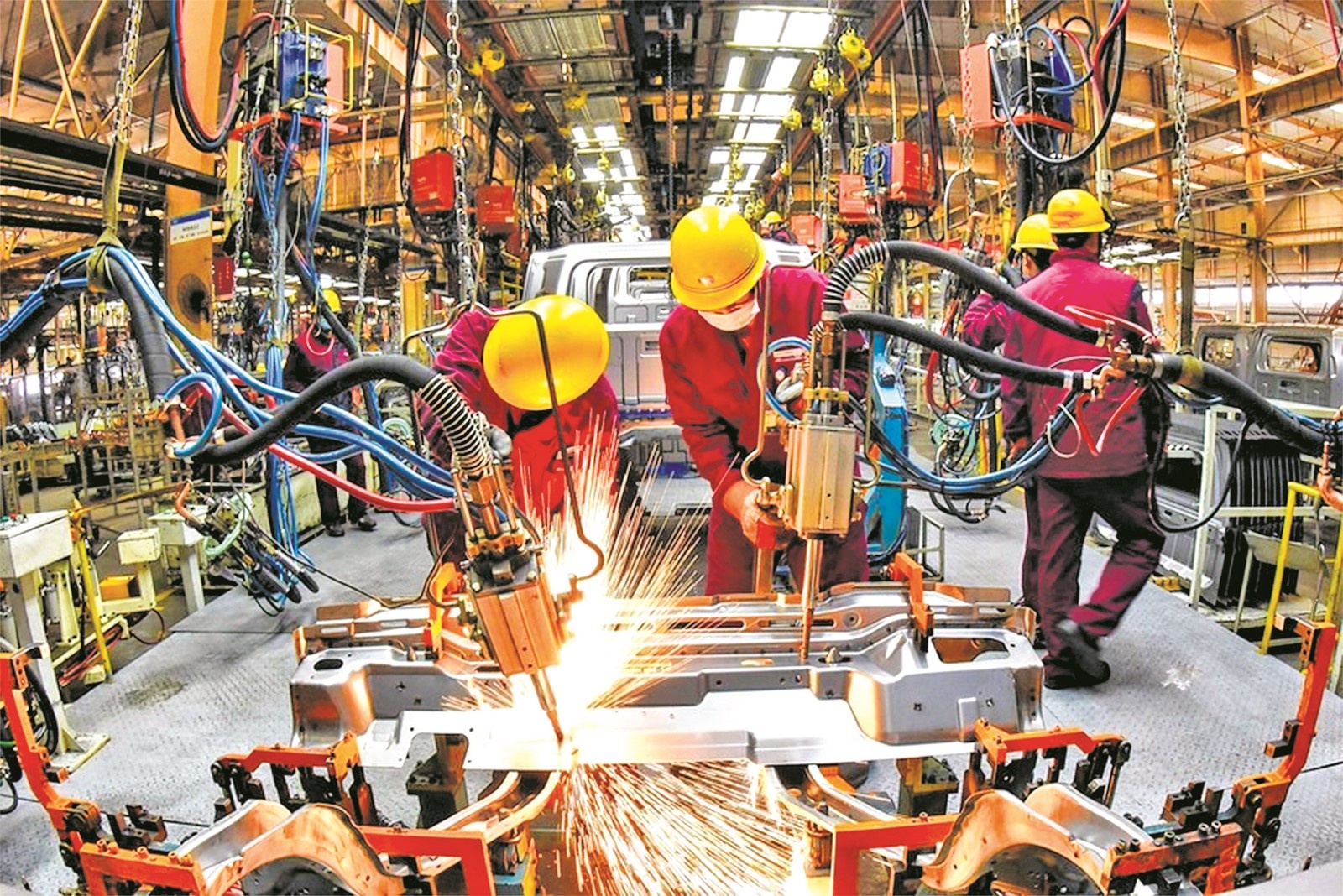 kien dinh chinh sach tien te than trong linh hoat