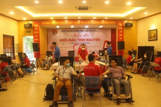 Đoàn Thanh niên NHTW tổ chức Ngày hội hiến máu 