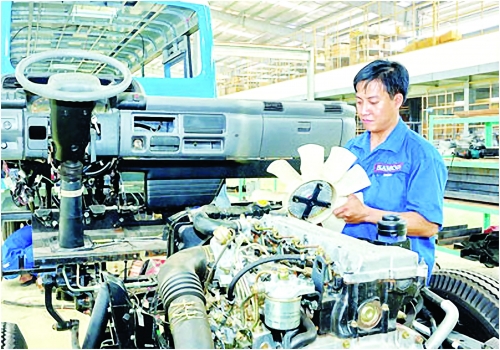 Thận trọng trước bước “nhảy vọt” của tăng trưởng