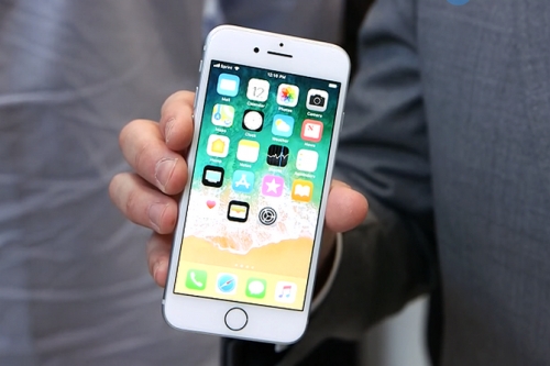 Vụ nổ iPhone 8 đầu tiên do lỗi pin Vụ nổ iPhone 8 đầu tiên do lỗi pin
