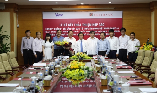 Agribank và VAMC “bắt tay” hợp tác xử lý nợ xấu