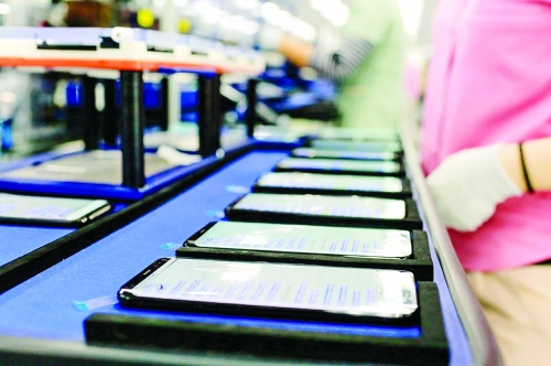 FDI giữa hai mảng sáng tối