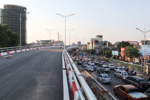 Khánh thành cầu vượt nút giao An Dương - Thanh Niên Khánh thành cầu vượt nút giao An Dương - Thanh Niên