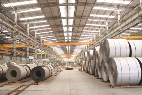 Tận dụng cơ hội từ cuộc chiến thương mại