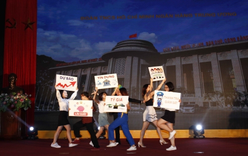 Đoàn NHTW nhận giải A Hội thi Thanh niên với Cải cách hành chính và Văn hoá công sở