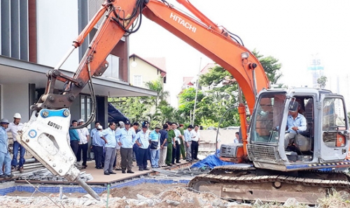 TP.HCM: Tổ chức cưỡng chế tháo dỡ các công trình xây dựng vi phạm TP.HCM: Tổ chức cưỡng chế tháo dỡ các công trình xây dựng vi phạm