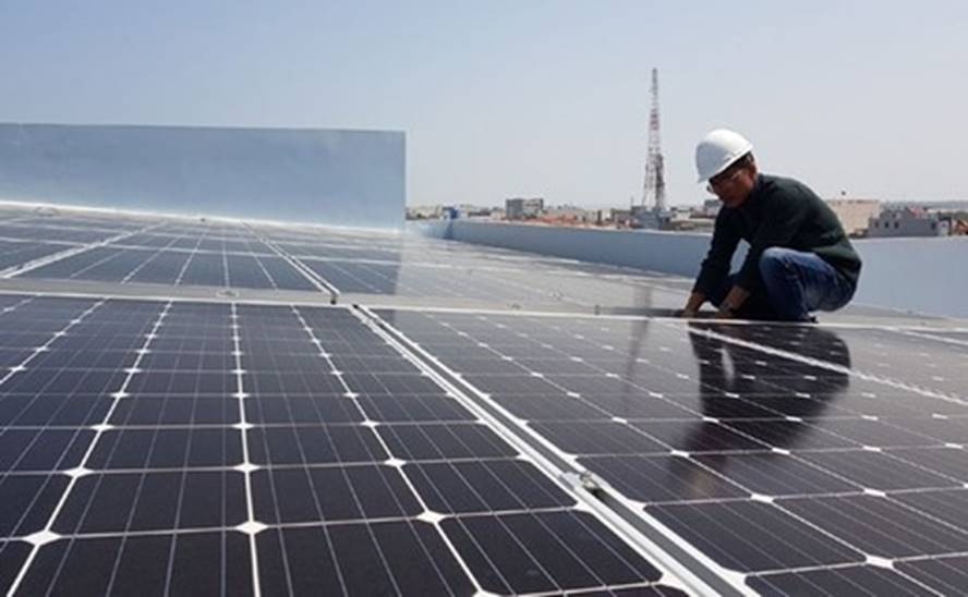 ADB và Công ty Phú Yên ký kết khoản vay 186 triệu USD vận hành nhà máy điện mặt trời adb va cong ty phu yen ky ket khoan vay 186 trieu usd van hanh nha may dien mat troi