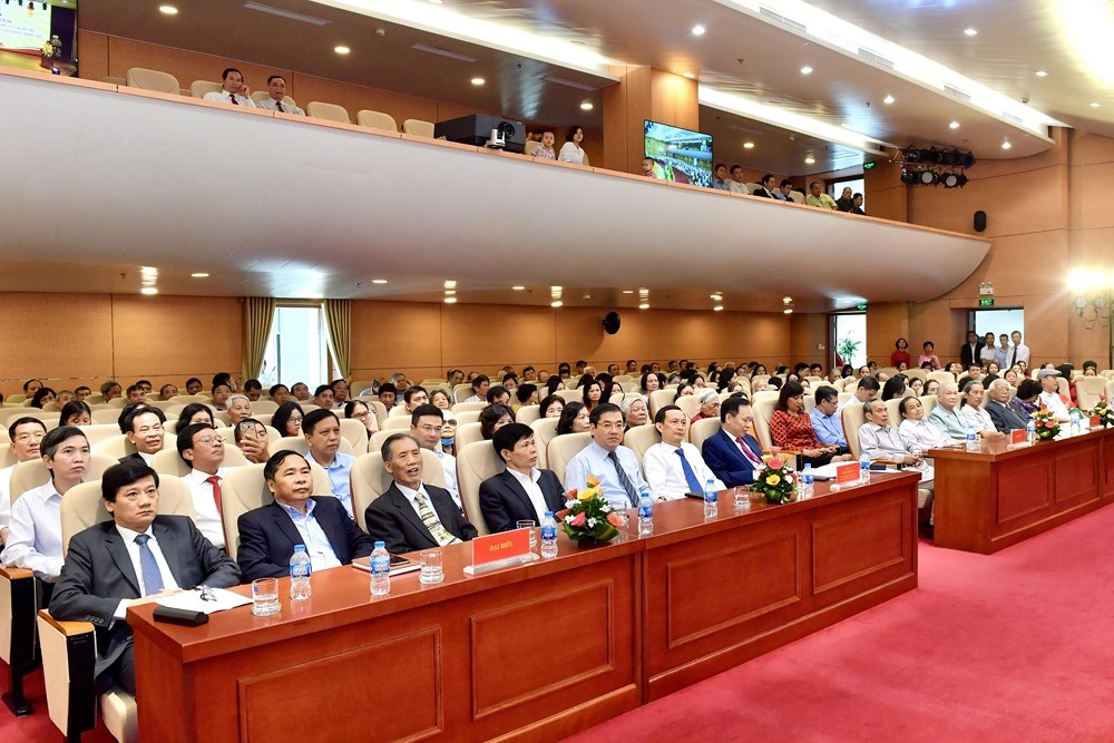 cuc quan tri nhnn 30 nam no luc doi moi va sang tao