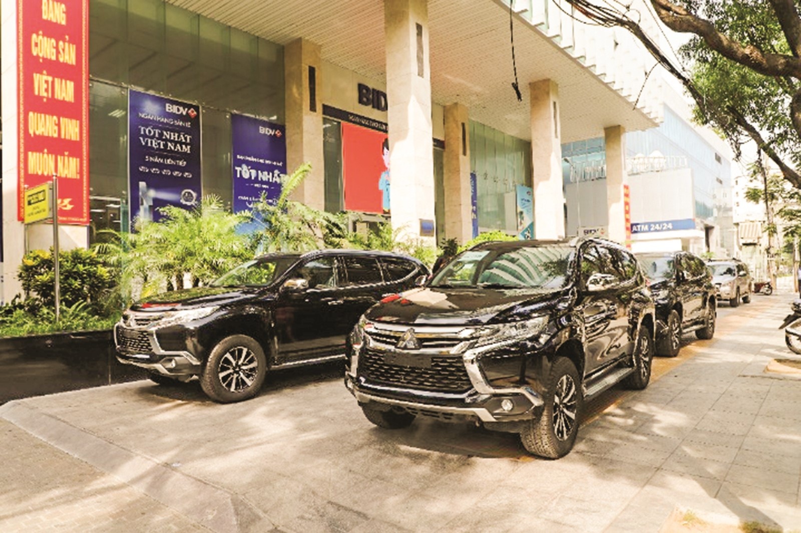 cong ty ngan luc tiep tuc ban giao xe cho tien cho bidv