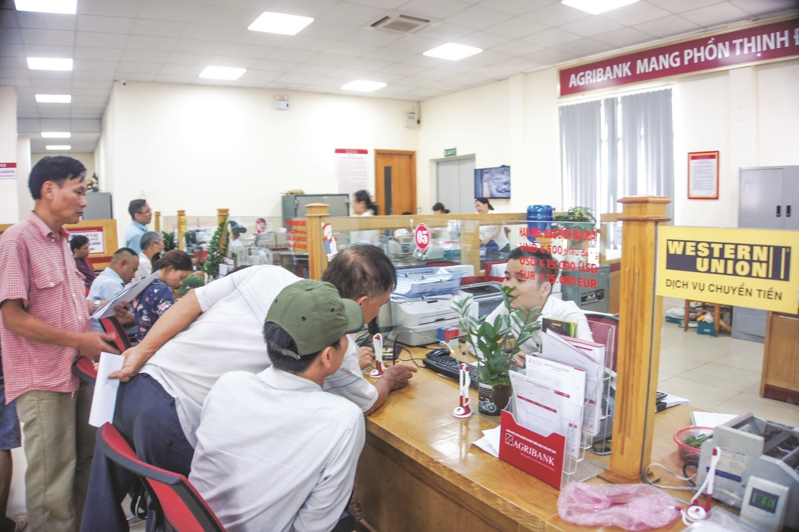 Trợ lực cho tam nông, đẩy lùi tín dụng đen