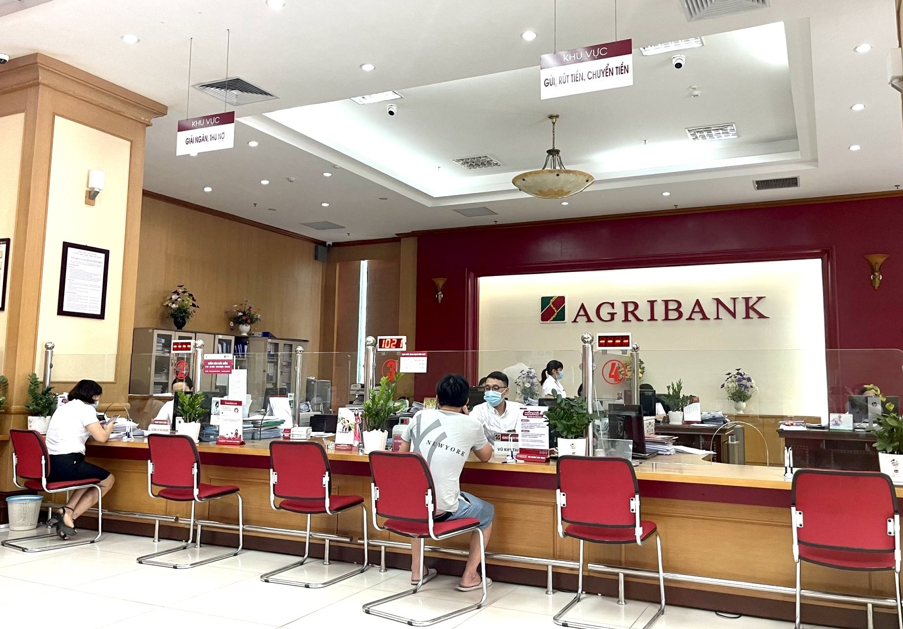 Agribank đi đầu hỗ trợ doanh nghiệp vượt khó trong đại dịch agribank di dau ho tro doanh nghiep vuot kho trong dai dich