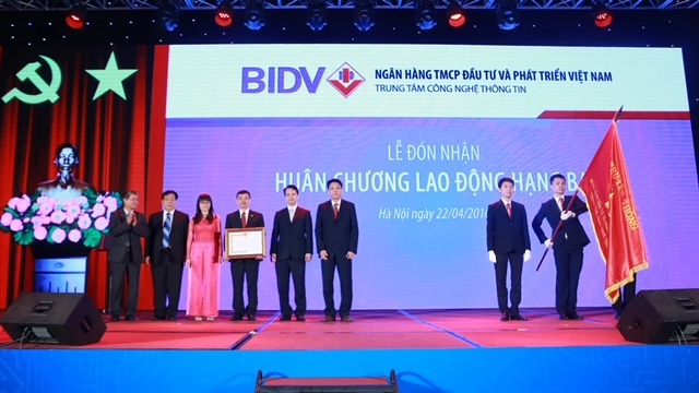 cong nghe thong tin bidv dam dai phat trien